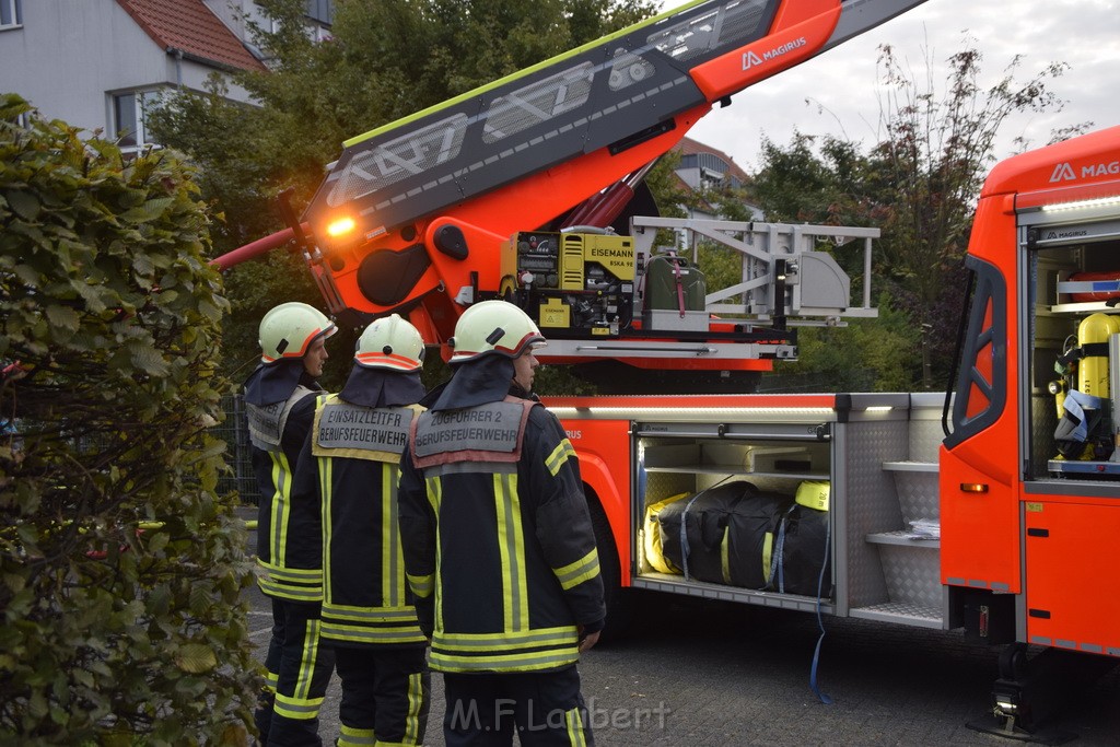 Feuer 2 Y Koeln Suerth Elisabeth Selbertstr P094.JPG - Miklos Laubert